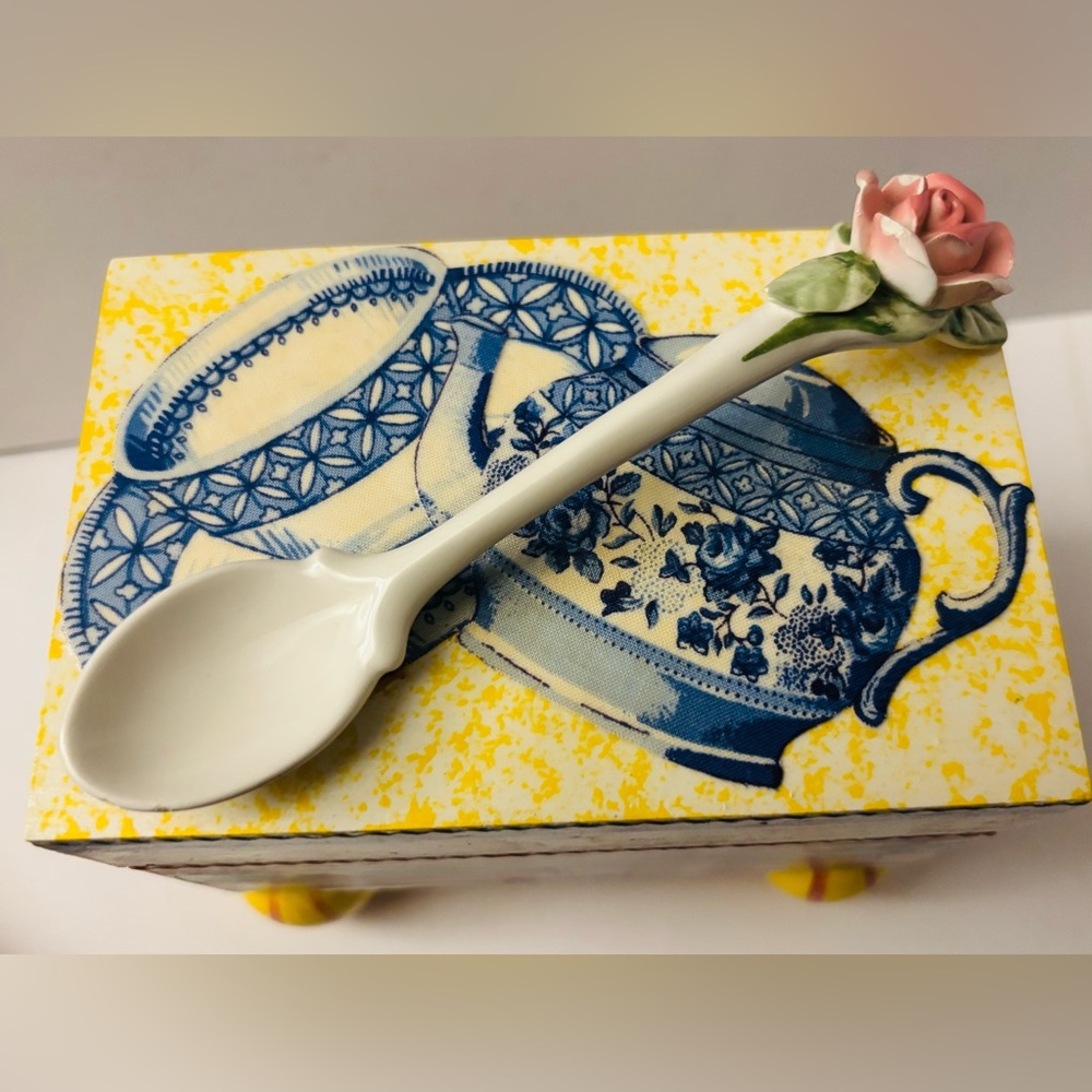 Beautifully Crafted Decorative Box